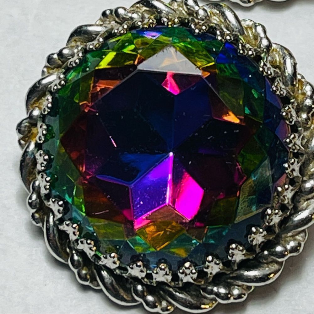 Vintage 1950’s Elsa Schiaparelli Faux Watermelon Tourmaline Clip Earring… - Picture 7 of 17